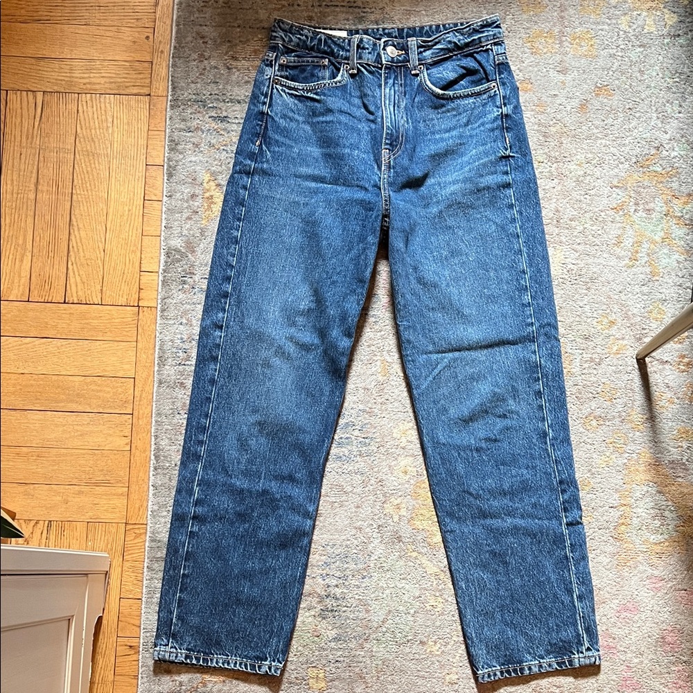 Zara high waisted TRF mom fit jeans size 6